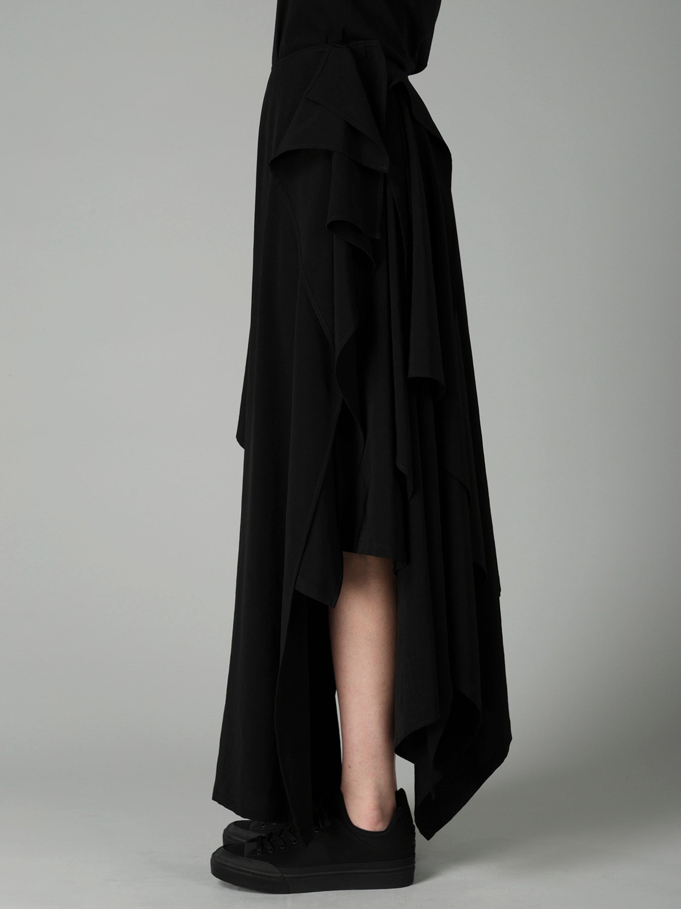 Ta/Pe CREPE DE CHINE DRAPED SKIRT