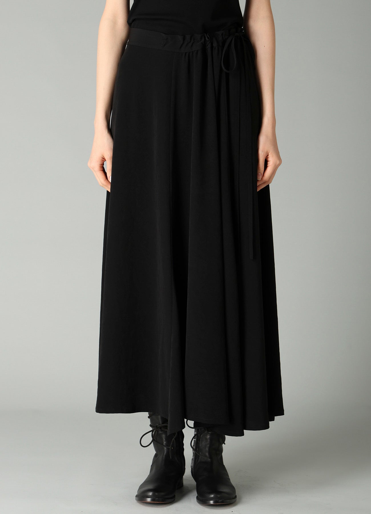 FLARE UP トップス 黒 Ta/Pe CREPE DE CHINE L GATHERED FLARE PANTS – THE SHOP YOHJI YAMAMOTO