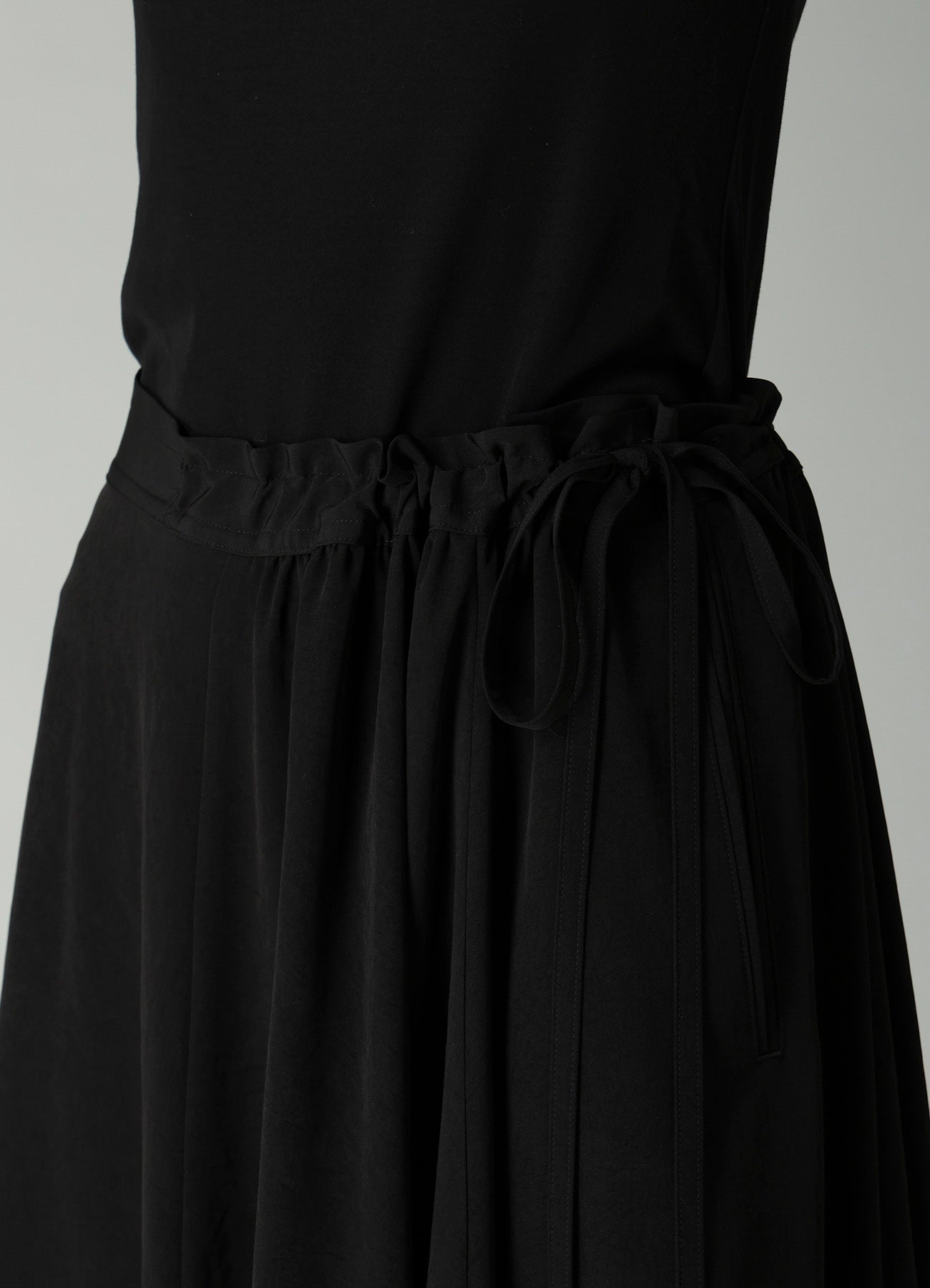 Ta/Pe CREPE DE CHINE L GATHERED FLARE PANTS