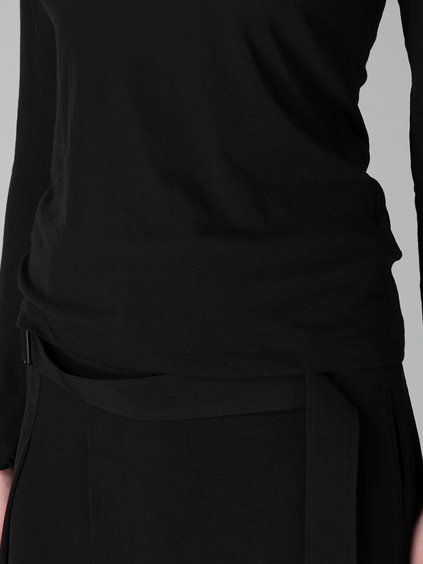 80/-HIGH TWISTED SINGLE JERSEY LONG SLV ROUND NECK T