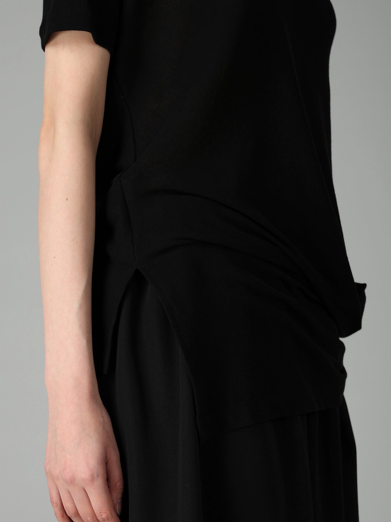 HIGH TWISTED RIB WAIST GATHERED SHORT SLV T
