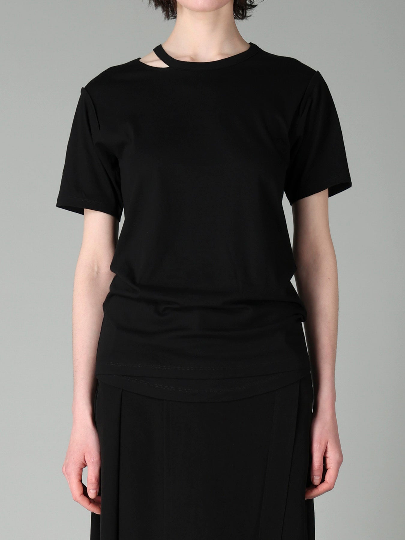30/-COTTON VISCOSE SINGLE SLIT DETAIL SHORT SLV T