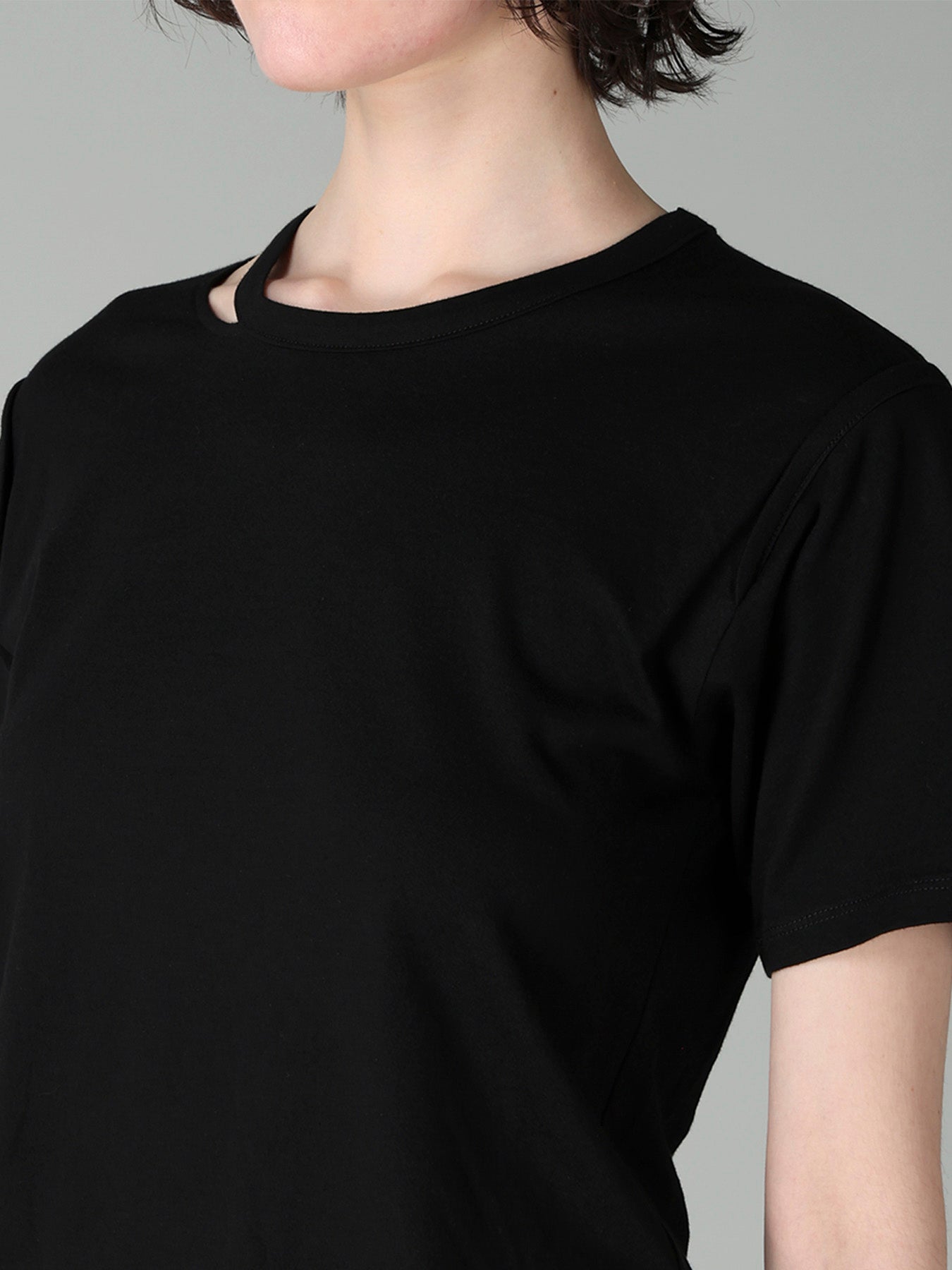 30/-COTTON VISCOSE SINGLE SLIT DETAIL SHORT SLV T