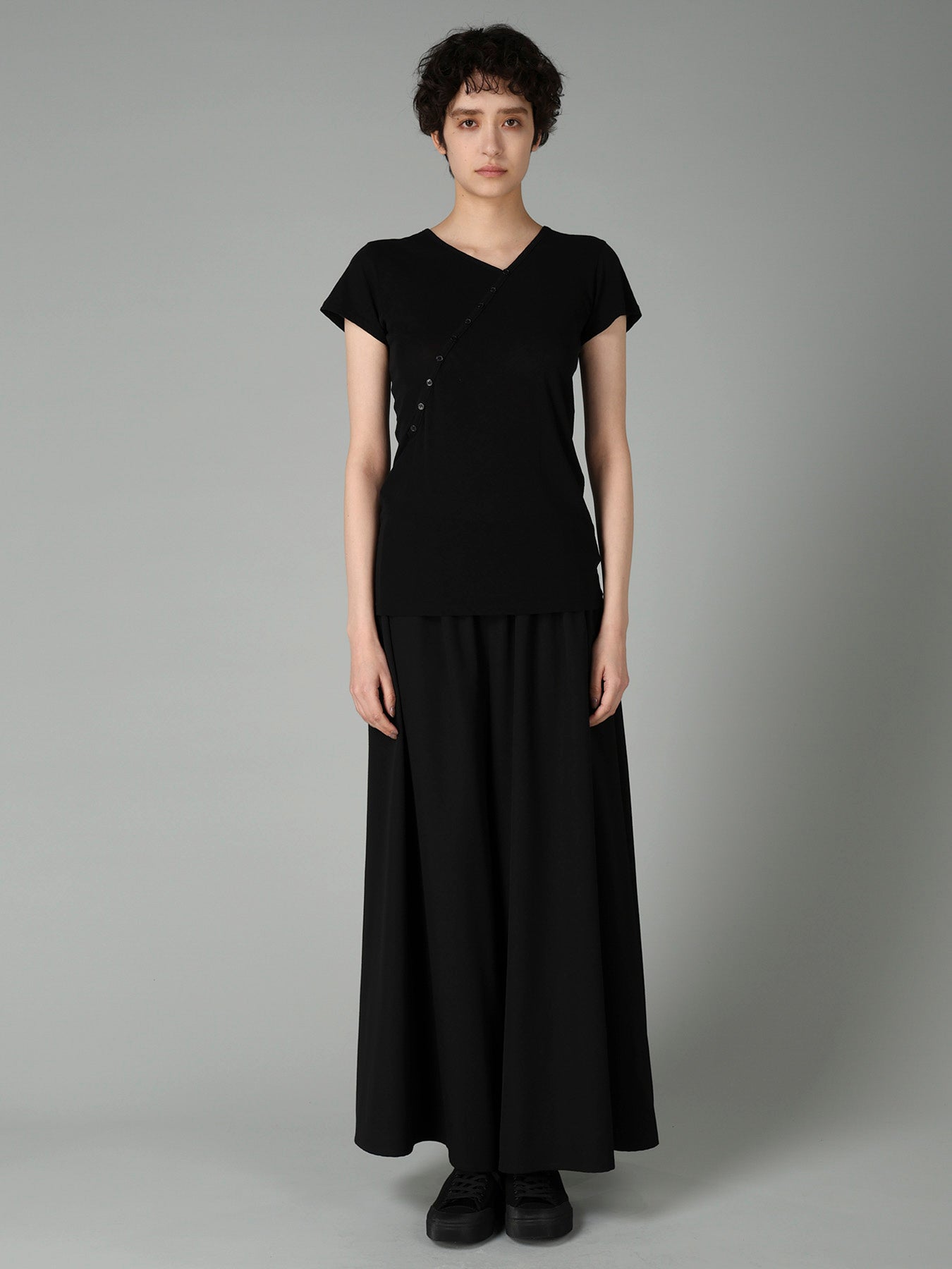 HIGH TWISTED SINGLE JERSEY DIGONAL BUTTON SHORT SLV T