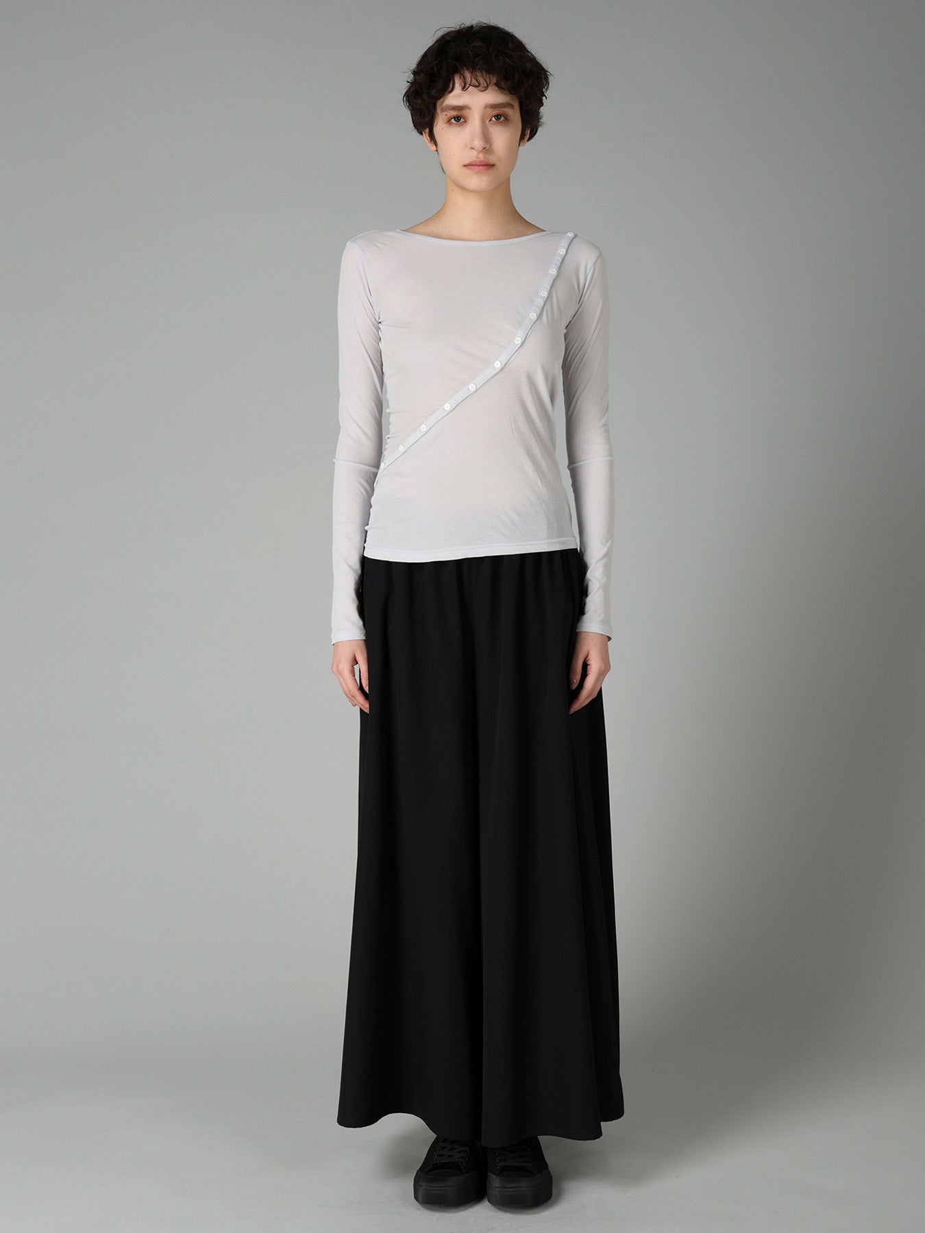 HIGH TWISTED SINGLE JERSEY DIGONAL BUTTON LONG SLV T