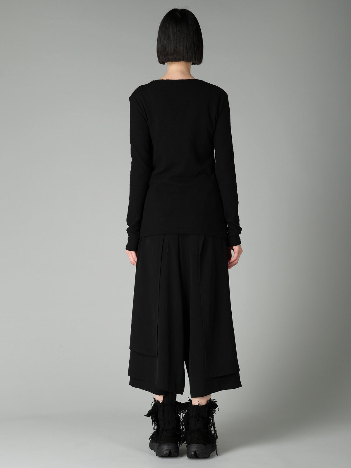 AIRY SPUN LIGHT MILLED DRAPED LONG SLV T A