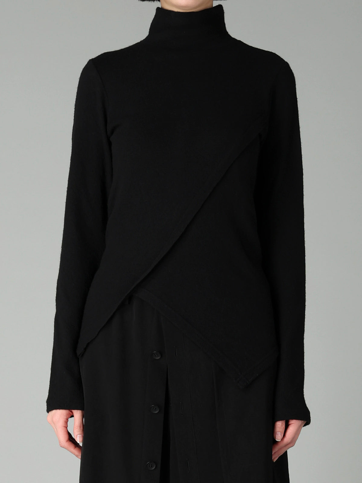 AIRY SPUN LIGHT MILLED CROSS HIGH NECK T