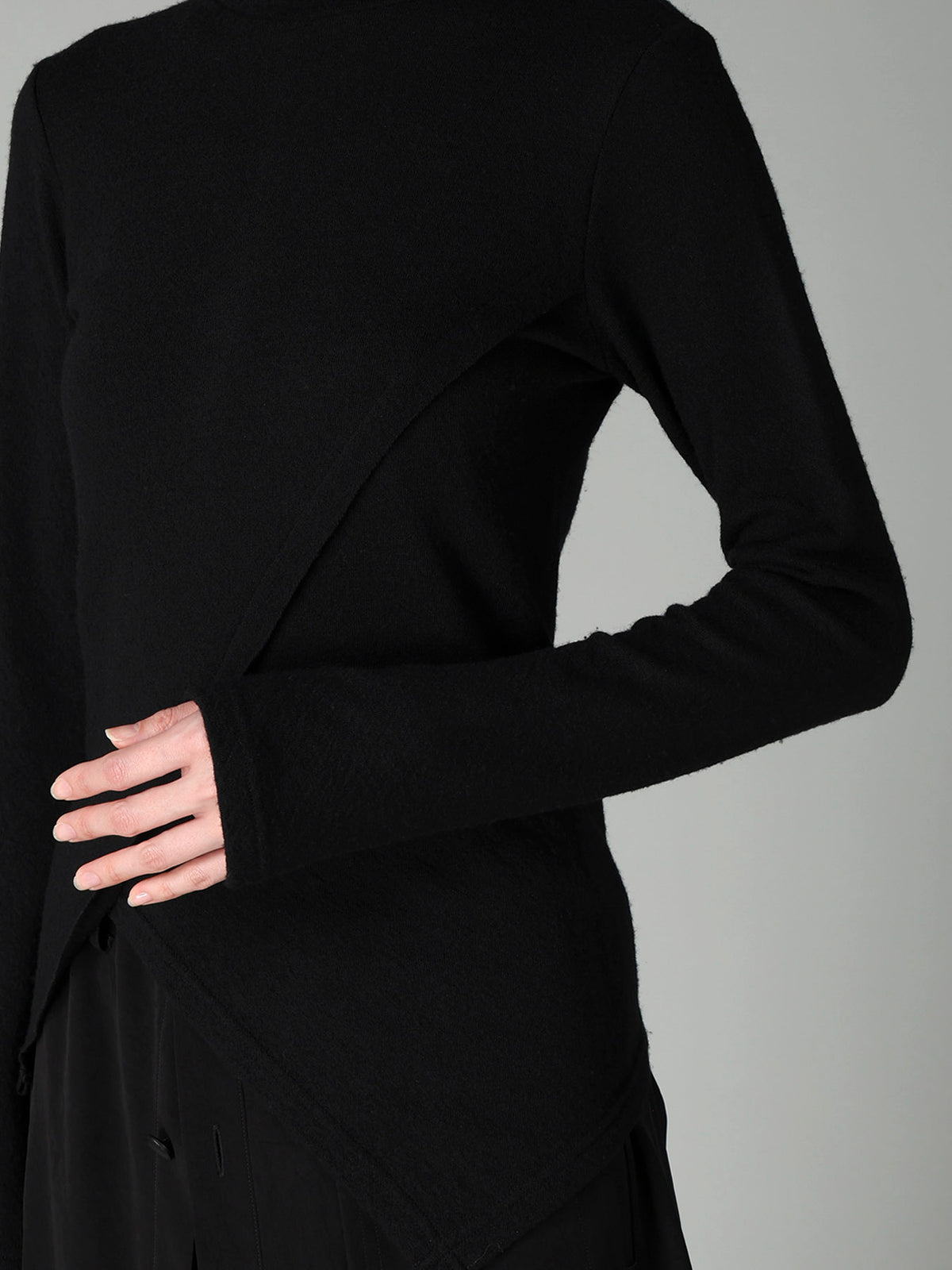 AIRY SPUN LIGHT MILLED CROSS HIGH NECK T