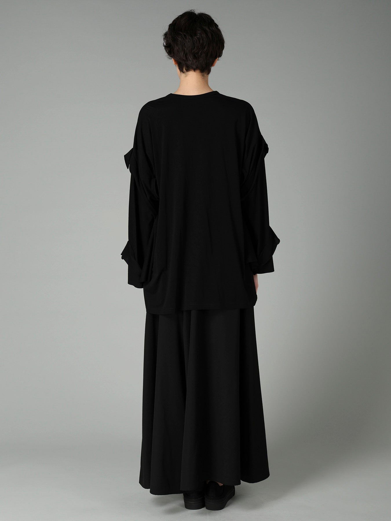 SUPIMA SINGLE JERSEY REVERSE SEAM PULLOVER
