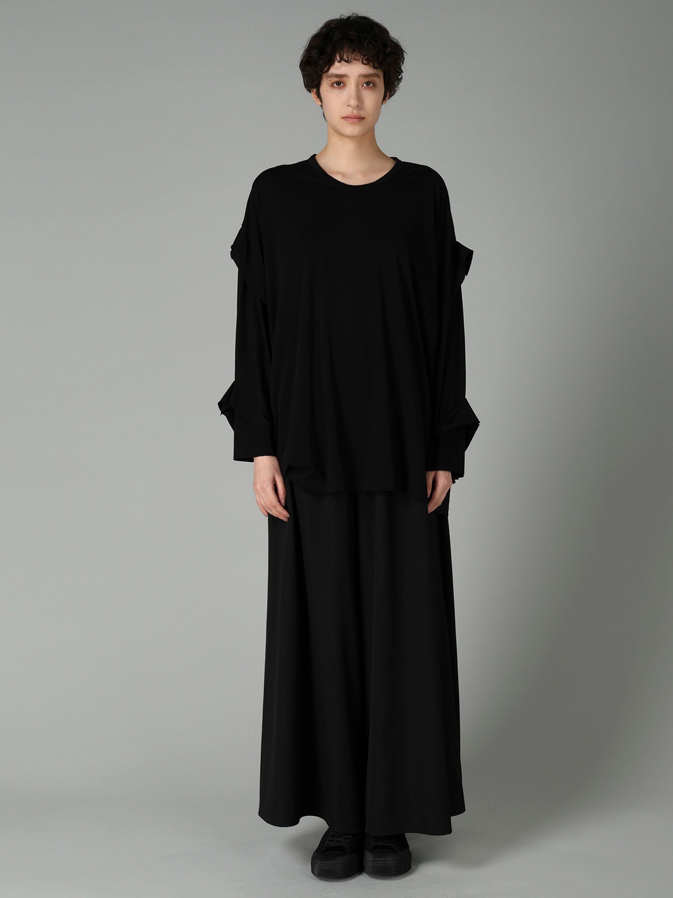 SUPIMA SINGLE JERSEY REVERSE SEAM PULLOVER