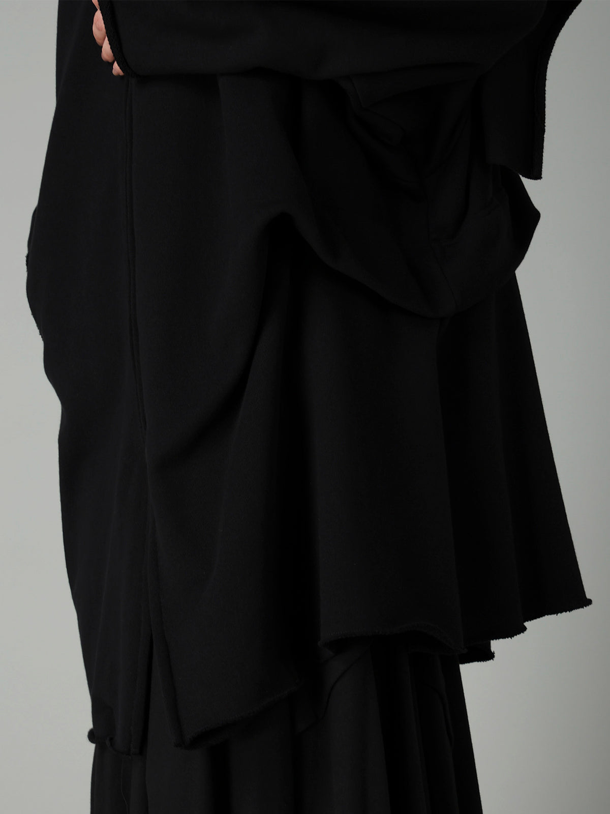 FRENCH TERRY TUCK POINT ZIP COAT