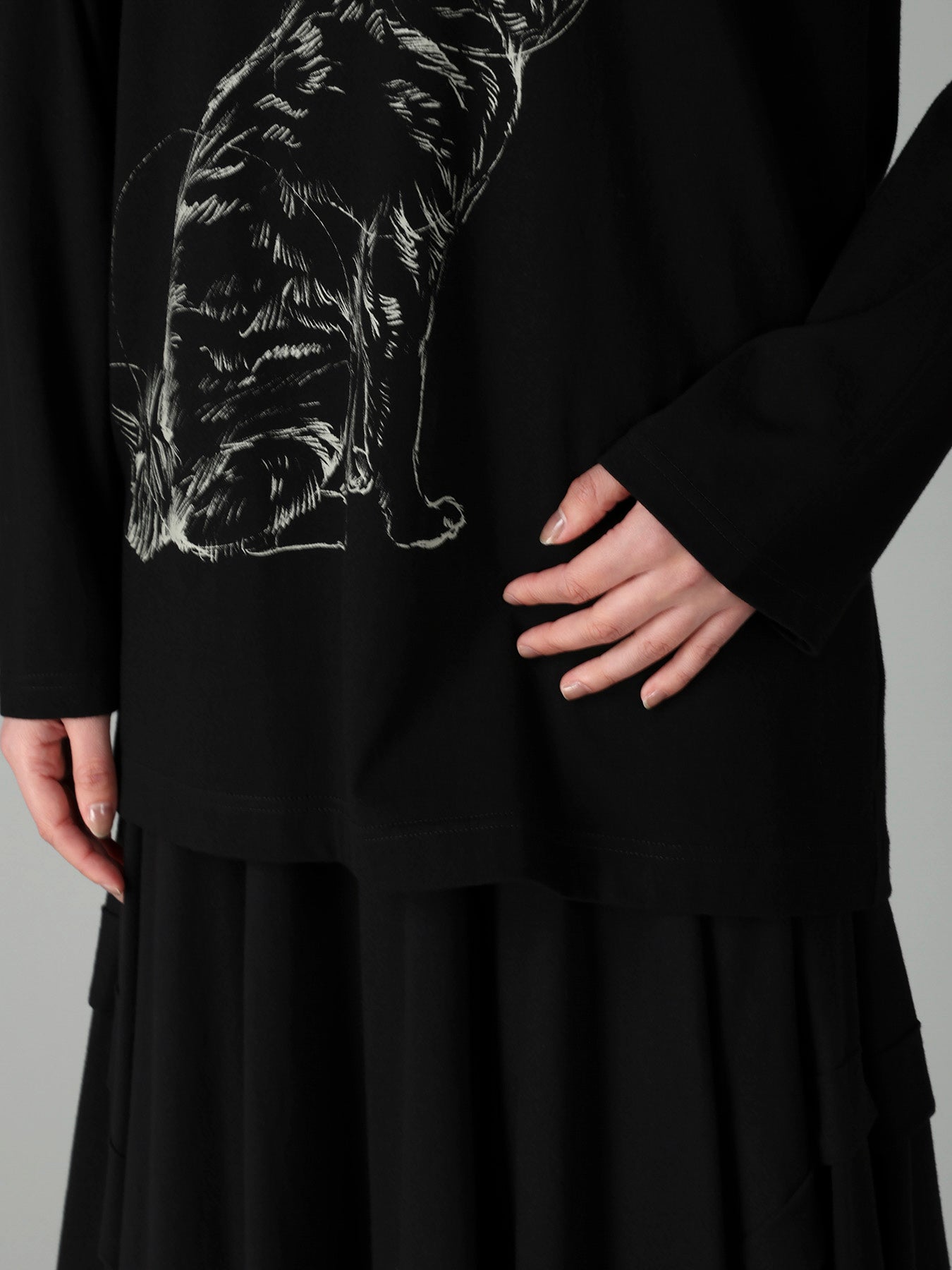 30/-COTTON SINGLE JERSEY LONG SLV PRINTED T SARAH