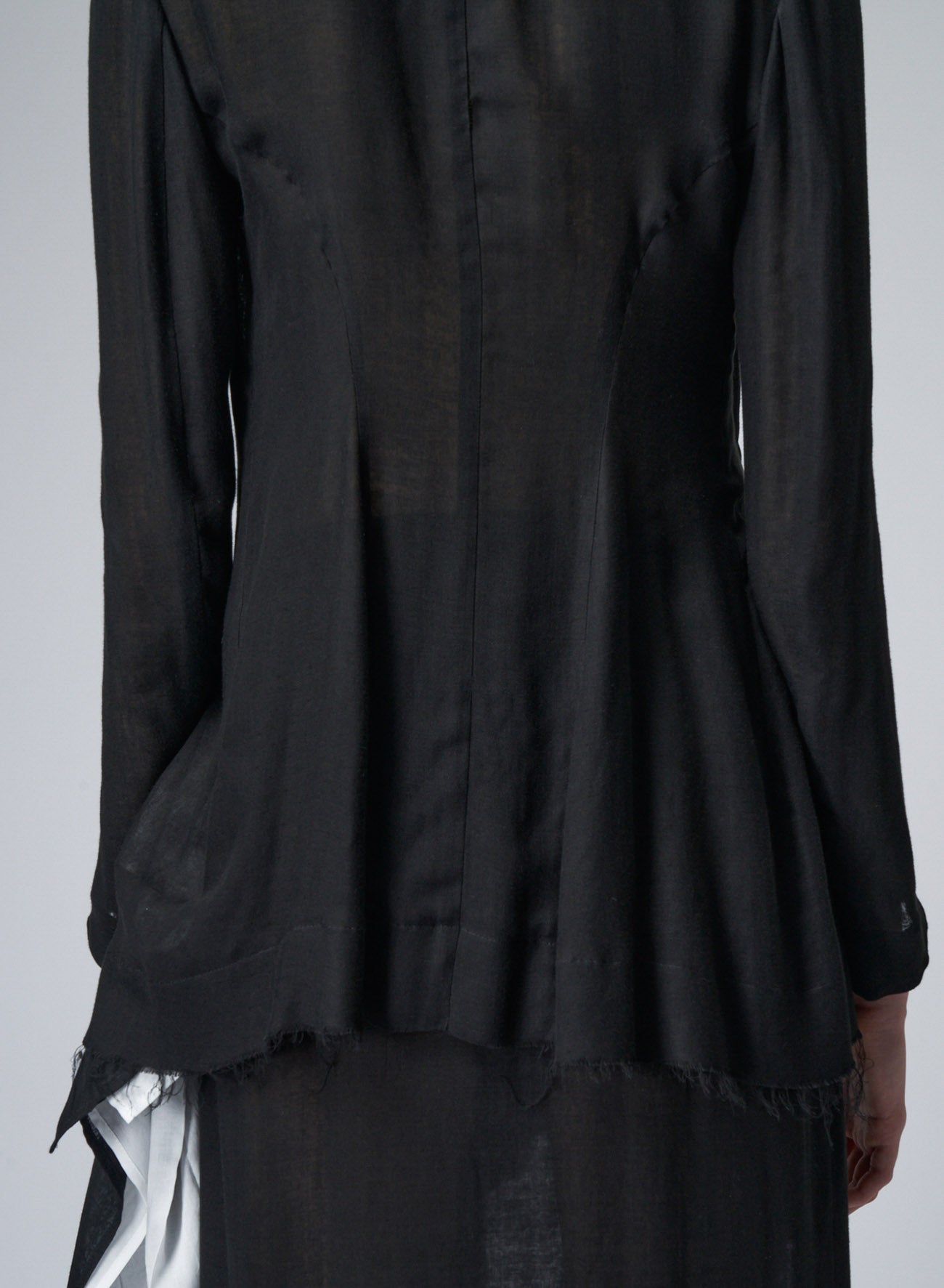 SHORT FRONT PLEATED JACKET