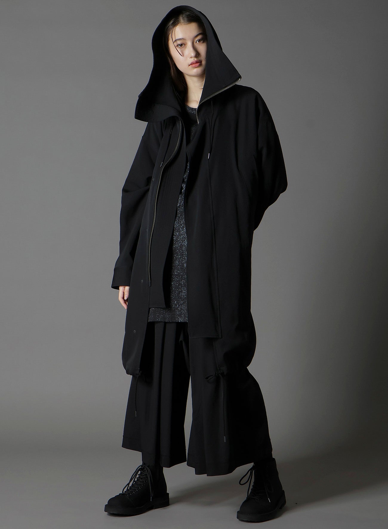 W/GABARDINE HIGH NECK HOODED MODS COAT