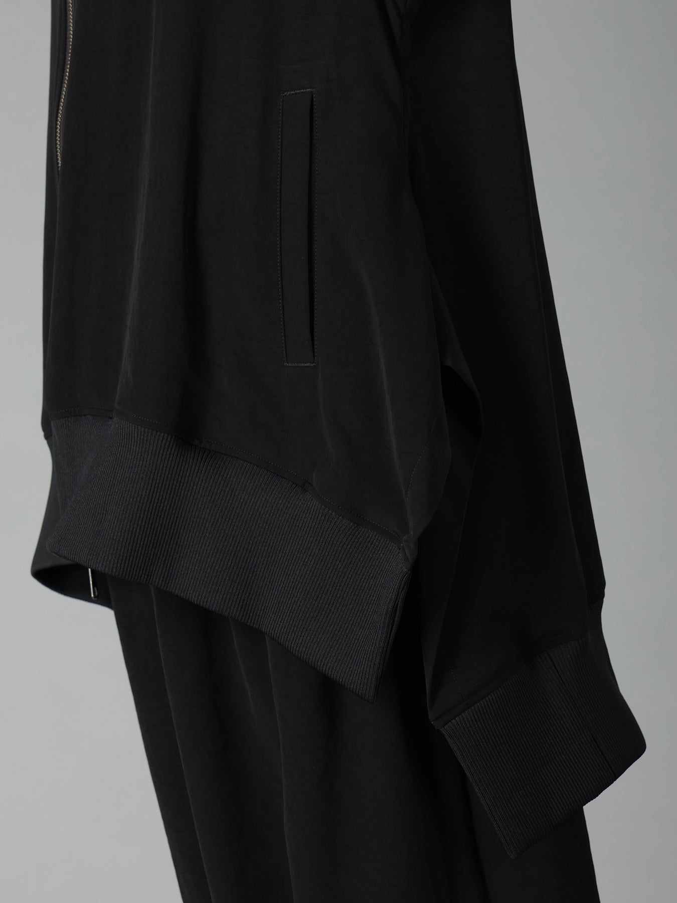 CREPE de CHINE CURVED HEMLINE TRACKSUIT JACKET – THE SHOP YOHJI