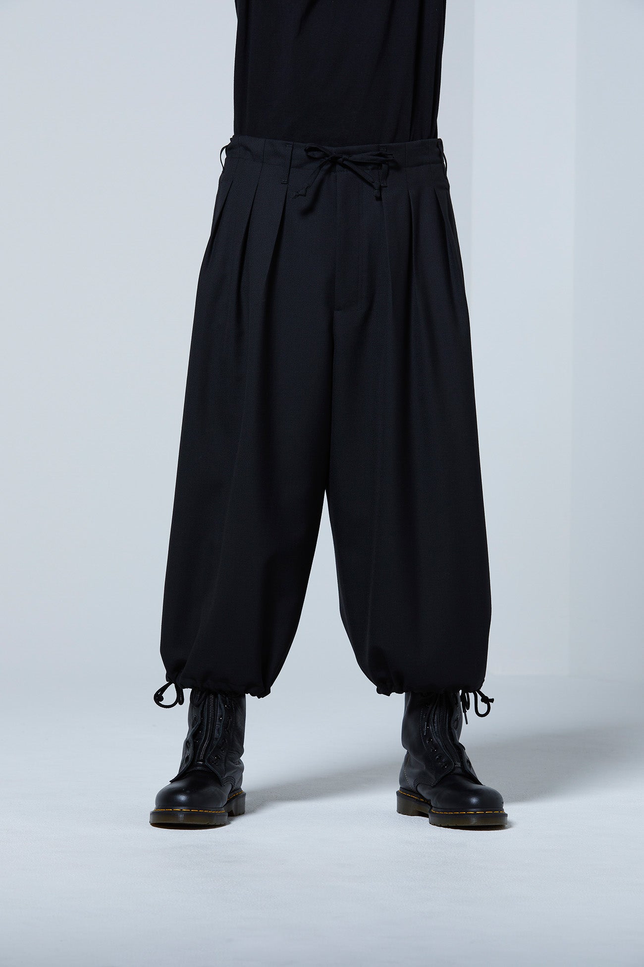 WOOL/POLYESTER GABARDINE BALLOON PANTS – THE SHOP YOHJI YAMAMOTO