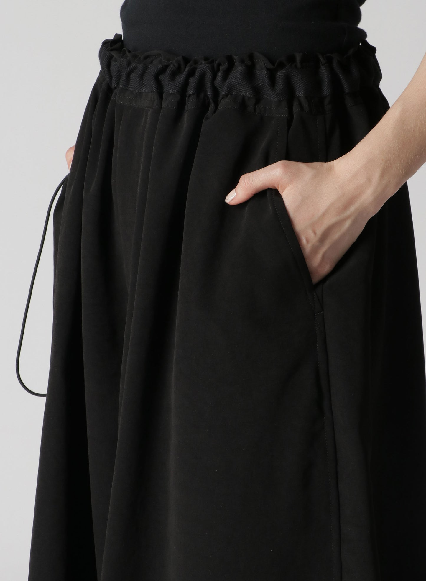 CREPE de CHINE DRAWSTRING CROPPED PANTS