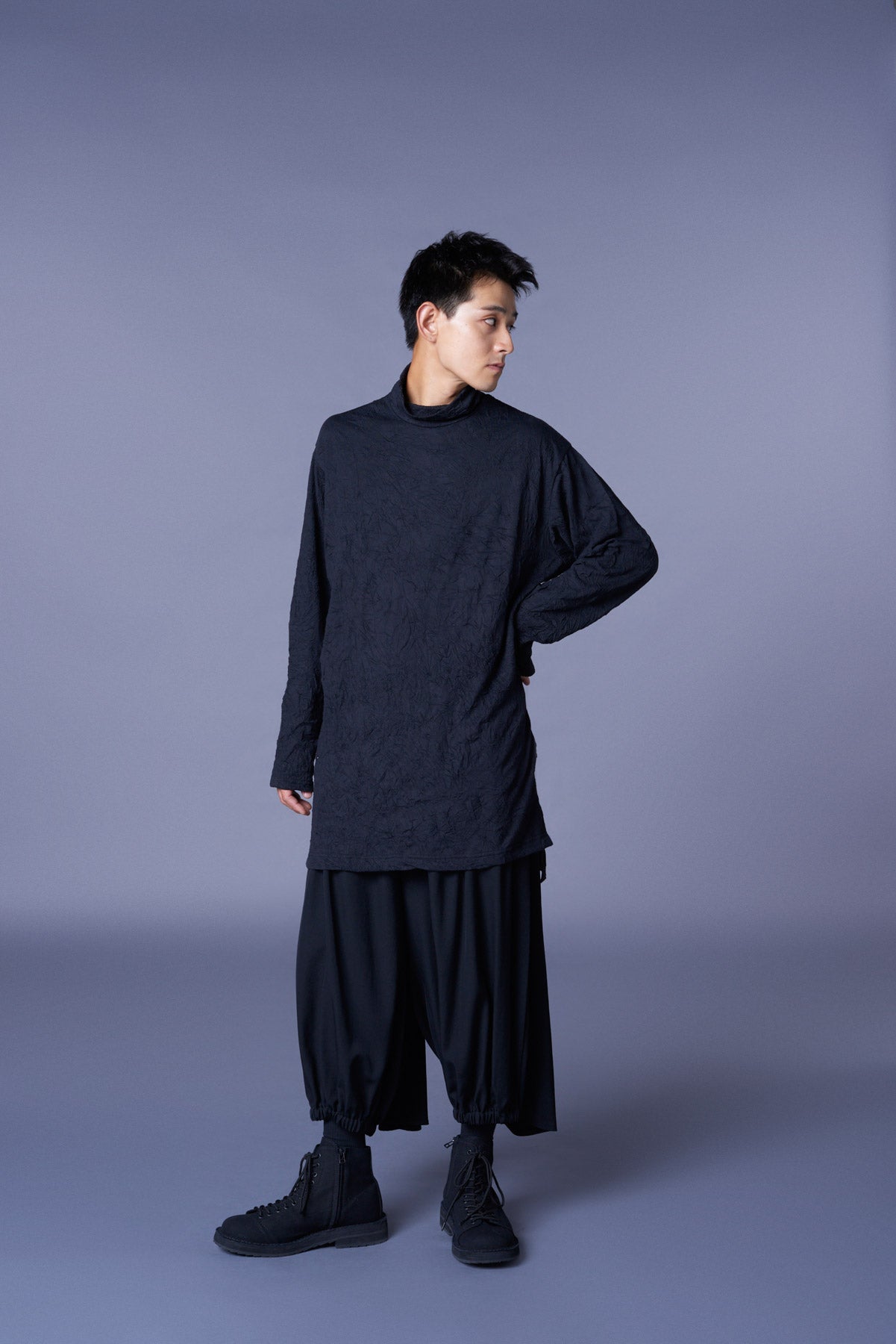 CATCH WASHER RIGHT BUTTON-OPENING BIG TURTLENECK – THE SHOP YOHJI