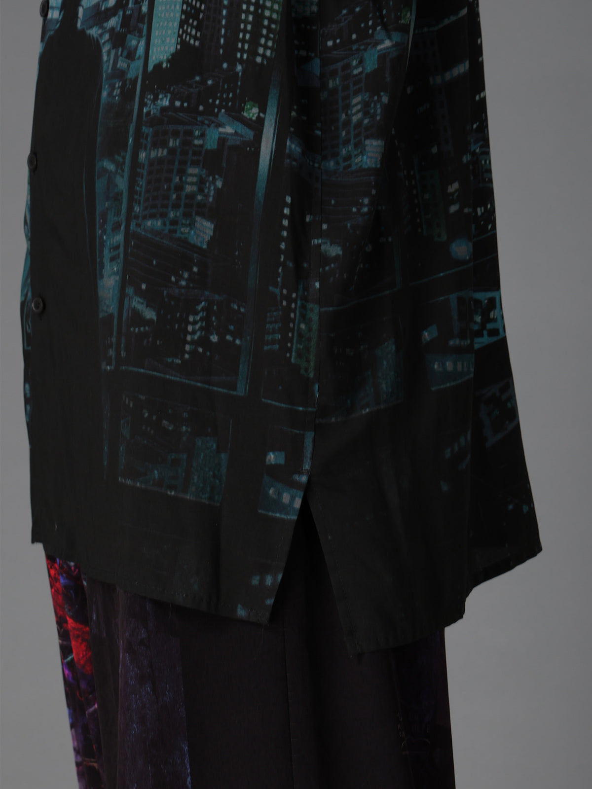 DC SUPER-VILLAINS ”BATMAN” RAYON PRINT SHIRT