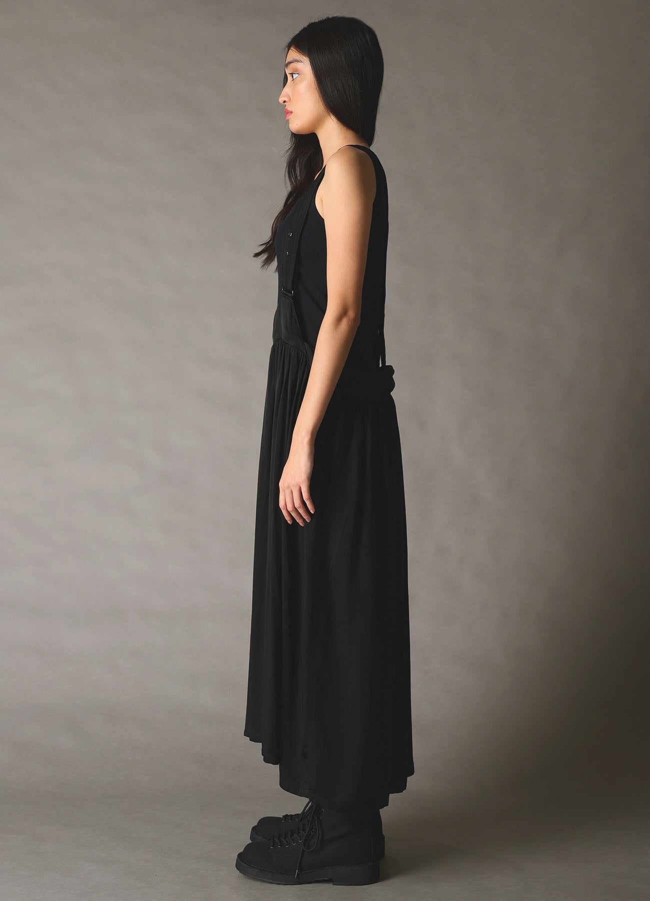 CUPRO FIBRIL TWILL SUSPENDER SKIRT