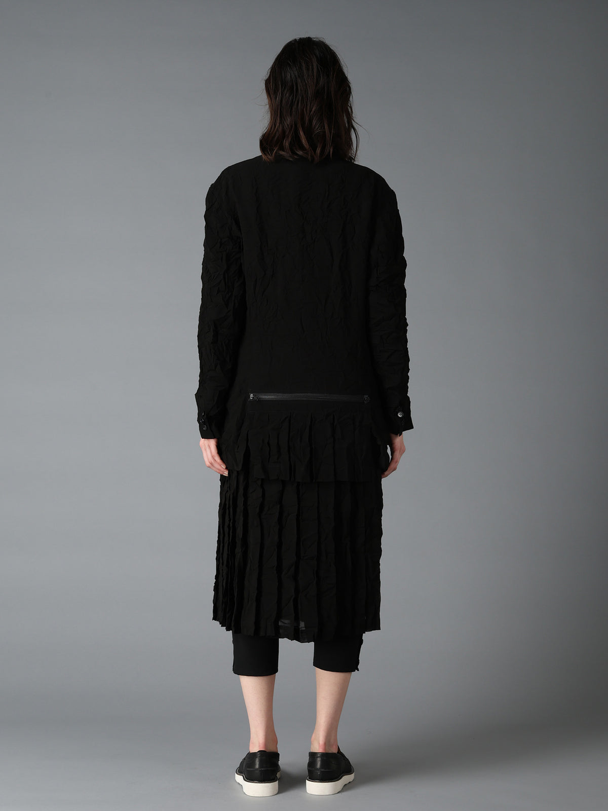 BLACK CHIFFON BACK PLEATS JACKET
