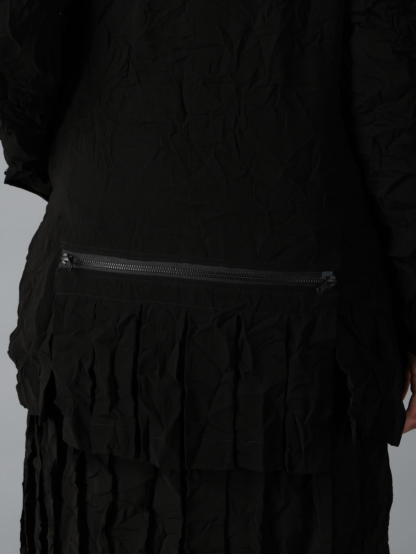 BLACK CHIFFON BACK PLEATS JACKET – THE SHOP YOHJI YAMAMOTO