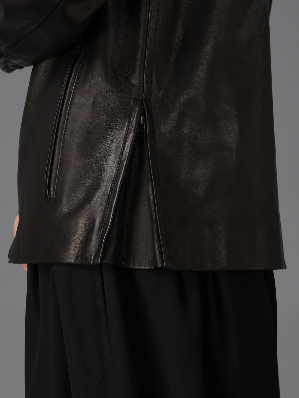 DC SUPER-VILLAINS "THE JOKER" LEATHER JACKET