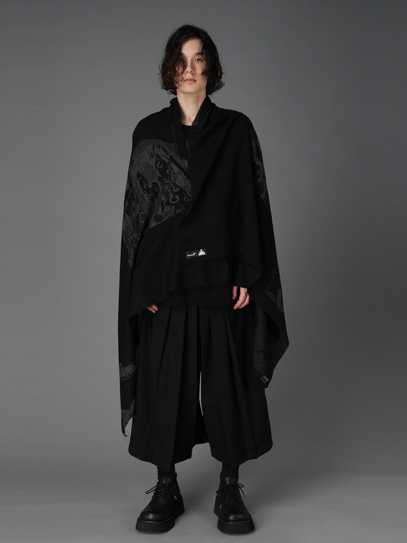 DC SUPER-VILLAINS COLLAGE PRINT WOOL STOLE – THE SHOP YOHJI YAMAMOTO