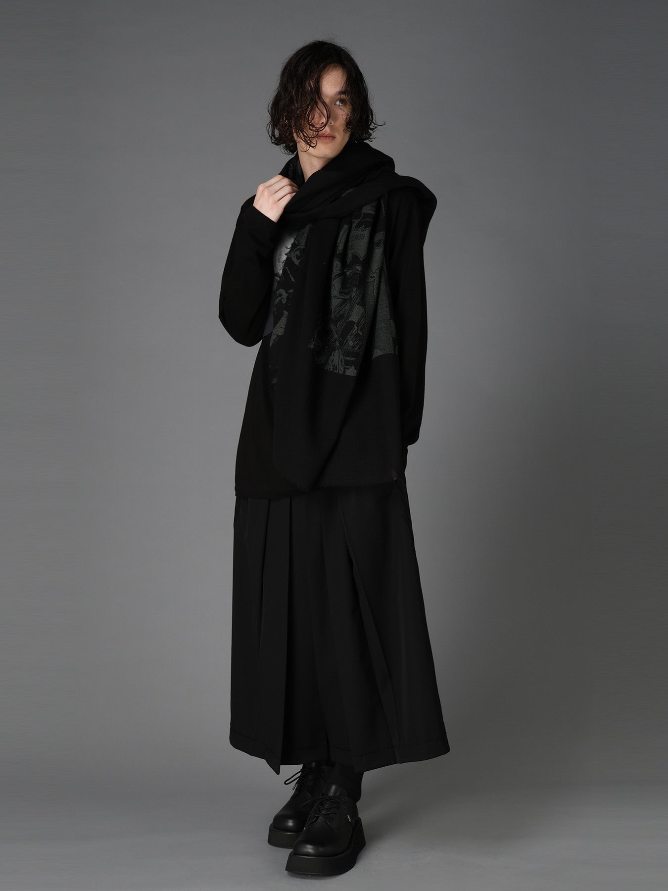 DC SUPER-VILLAINS COLLAGE PRINT WOOL STOLE – THE SHOP YOHJI YAMAMOTO