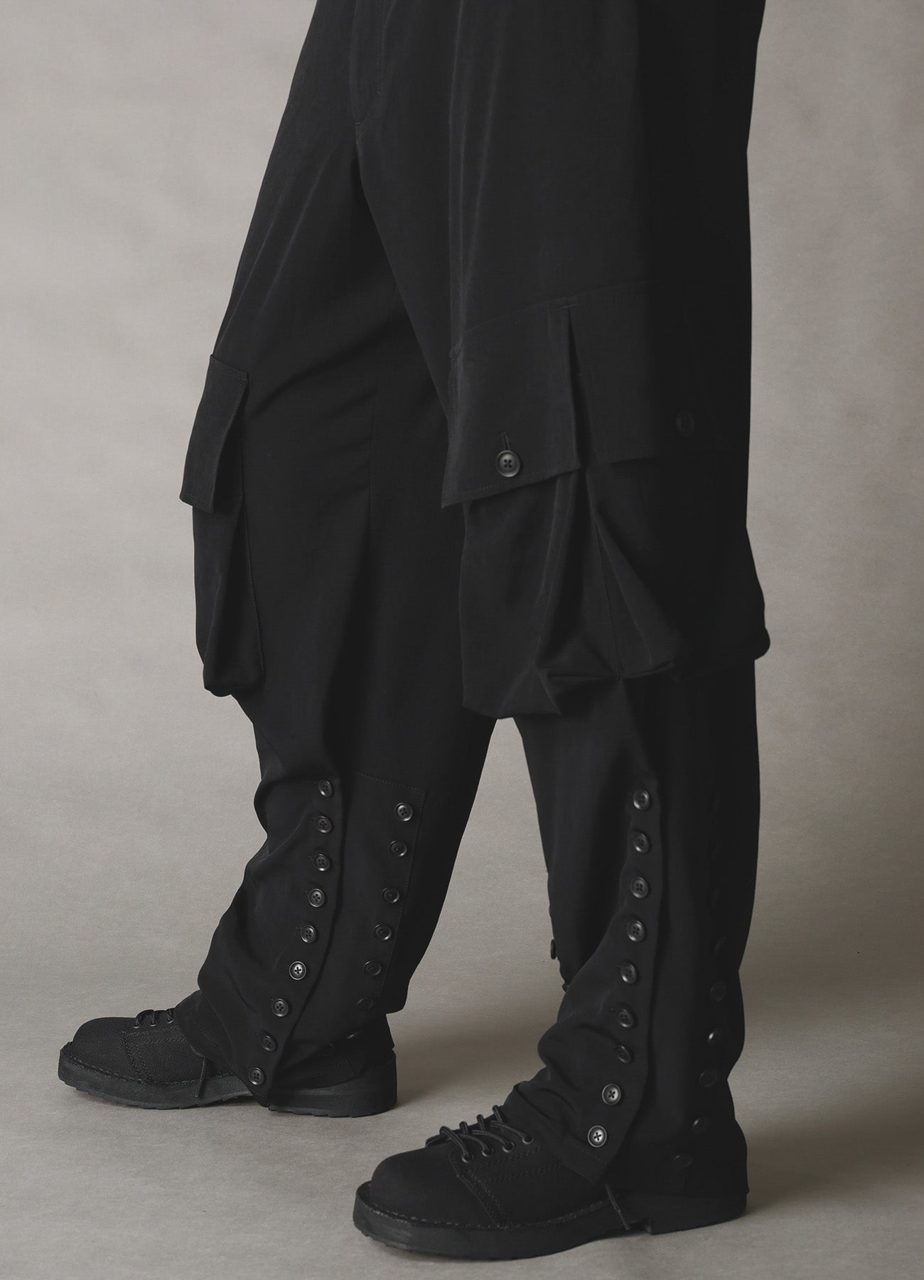 CREPE de CHINE CARGO JODHPURS PANTS – THE SHOP YOHJI YAMAMOTO