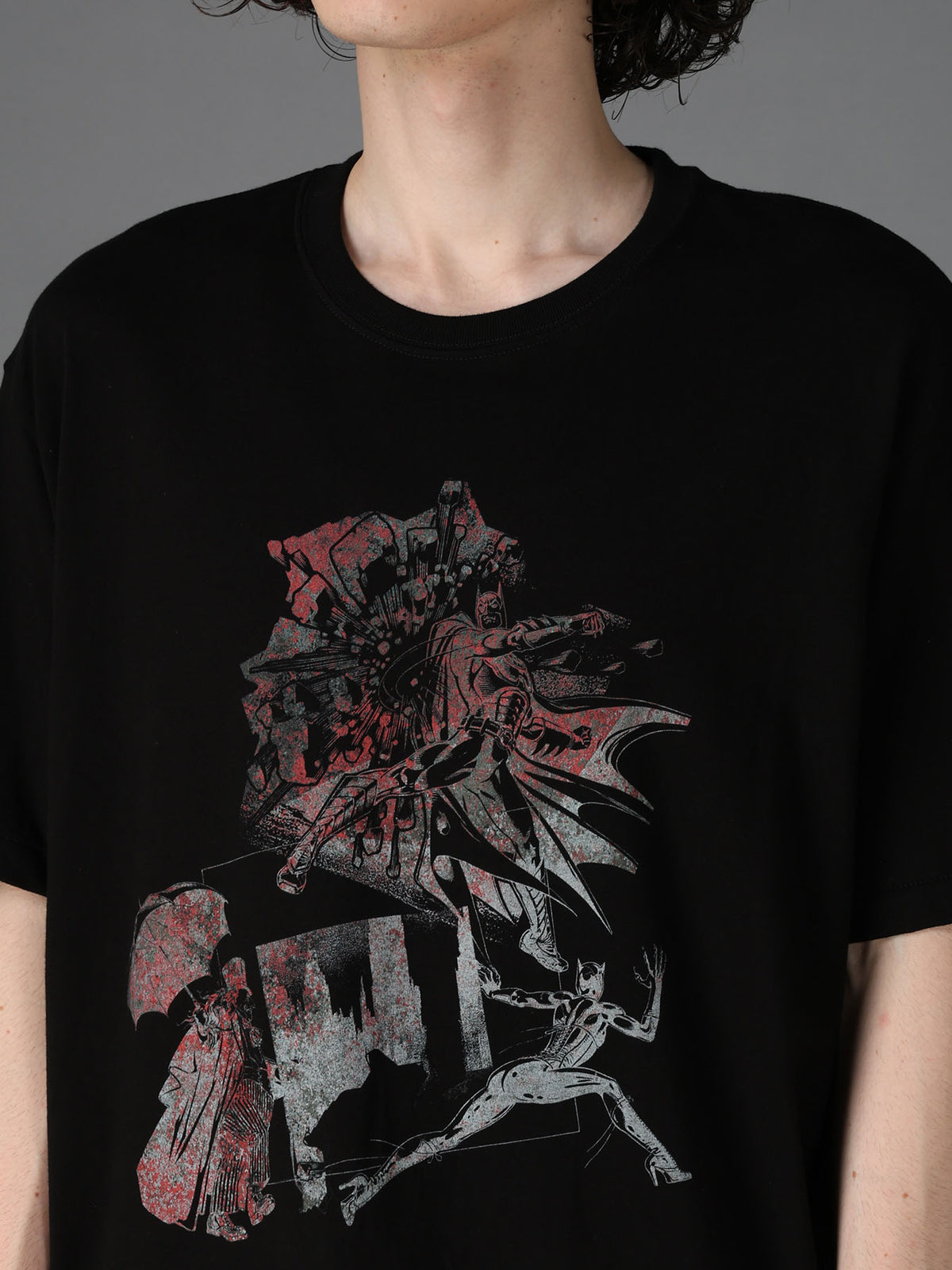 DC SUPER-VILLAINS GRAPHIC T-SHIRT RED