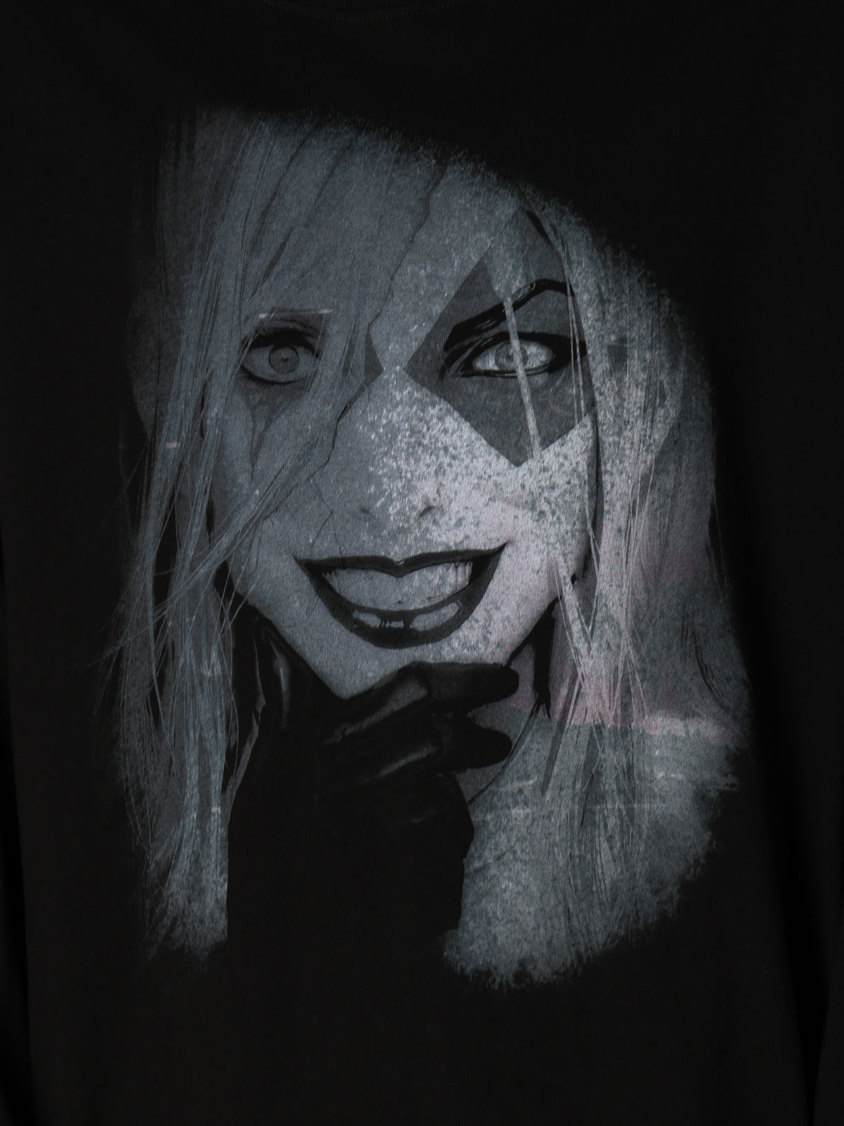 DC SUPER-VILLAINS "HARLEY QUINN" GRAPHIC LONG T-SHIRT
