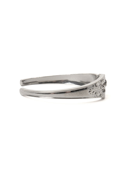 ALLOY BANGLE DOCKING