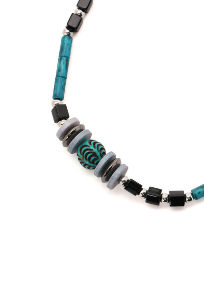 GLASS & BRASS BEAD BRACELET A