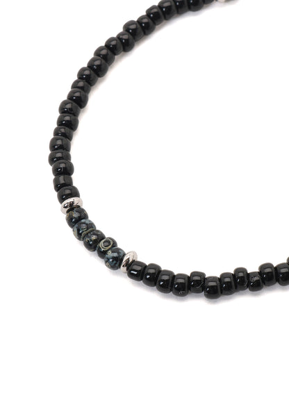 GLASS & BRASS BEAD BRACELET C