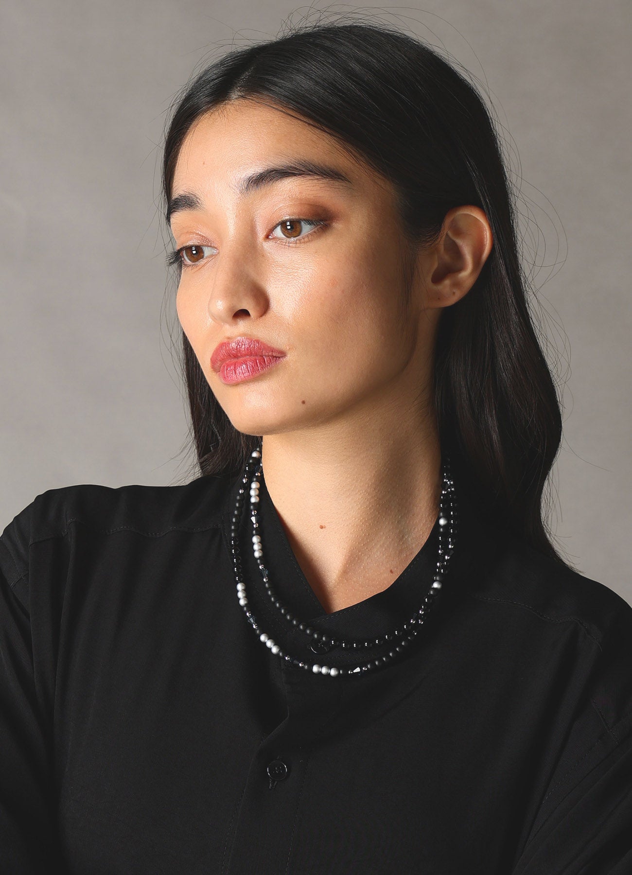 GLASS & PEARL BEAD NECKLACE