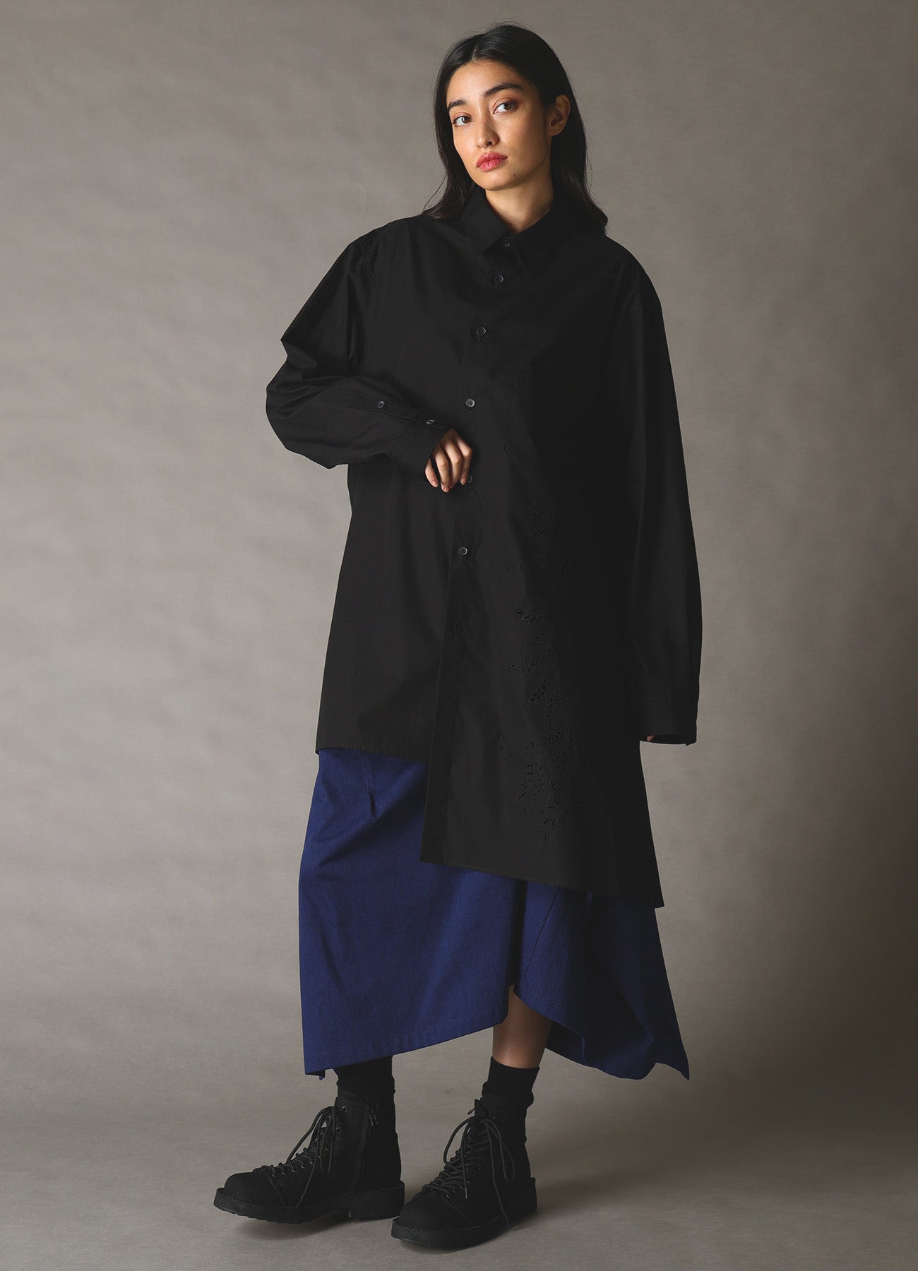 COTTON BROAD BRODERIE LACE SHIRT WITH LEFT DRAPE – THE SHOP YOHJI