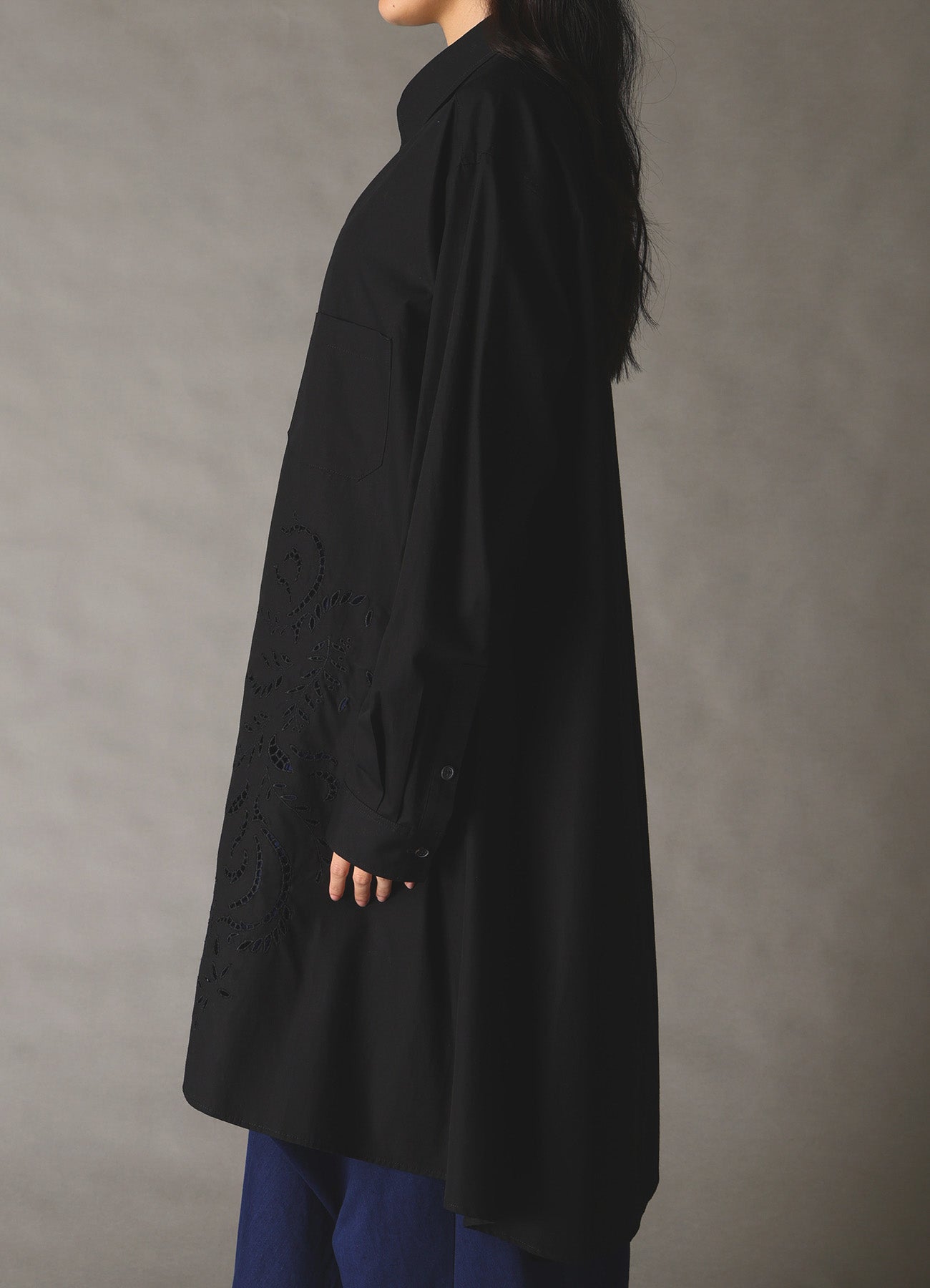 COTTON BROAD BRODERIE LACE SHIRT WITH LEFT DRAPE