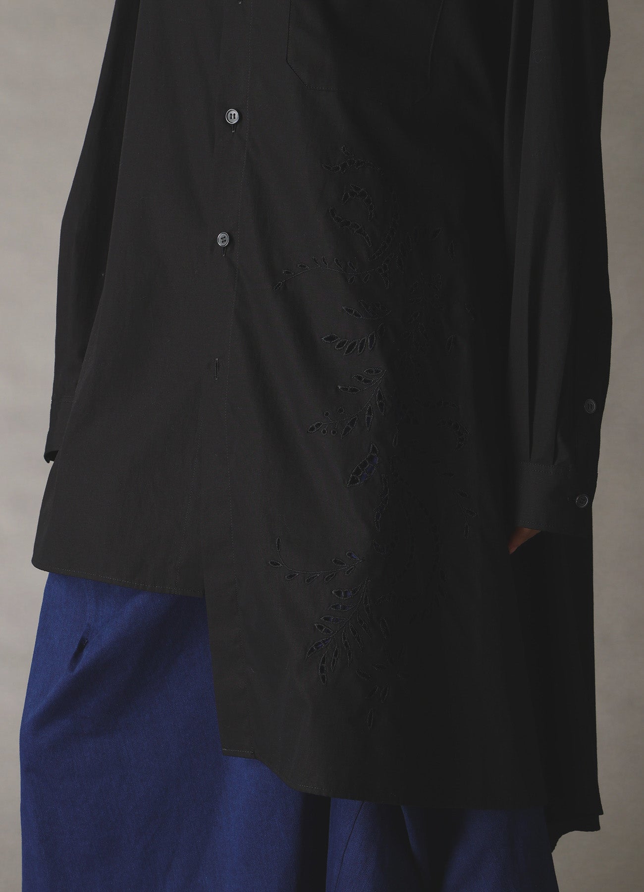 COTTON BROAD BRODERIE LACE SHIRT WITH LEFT DRAPE