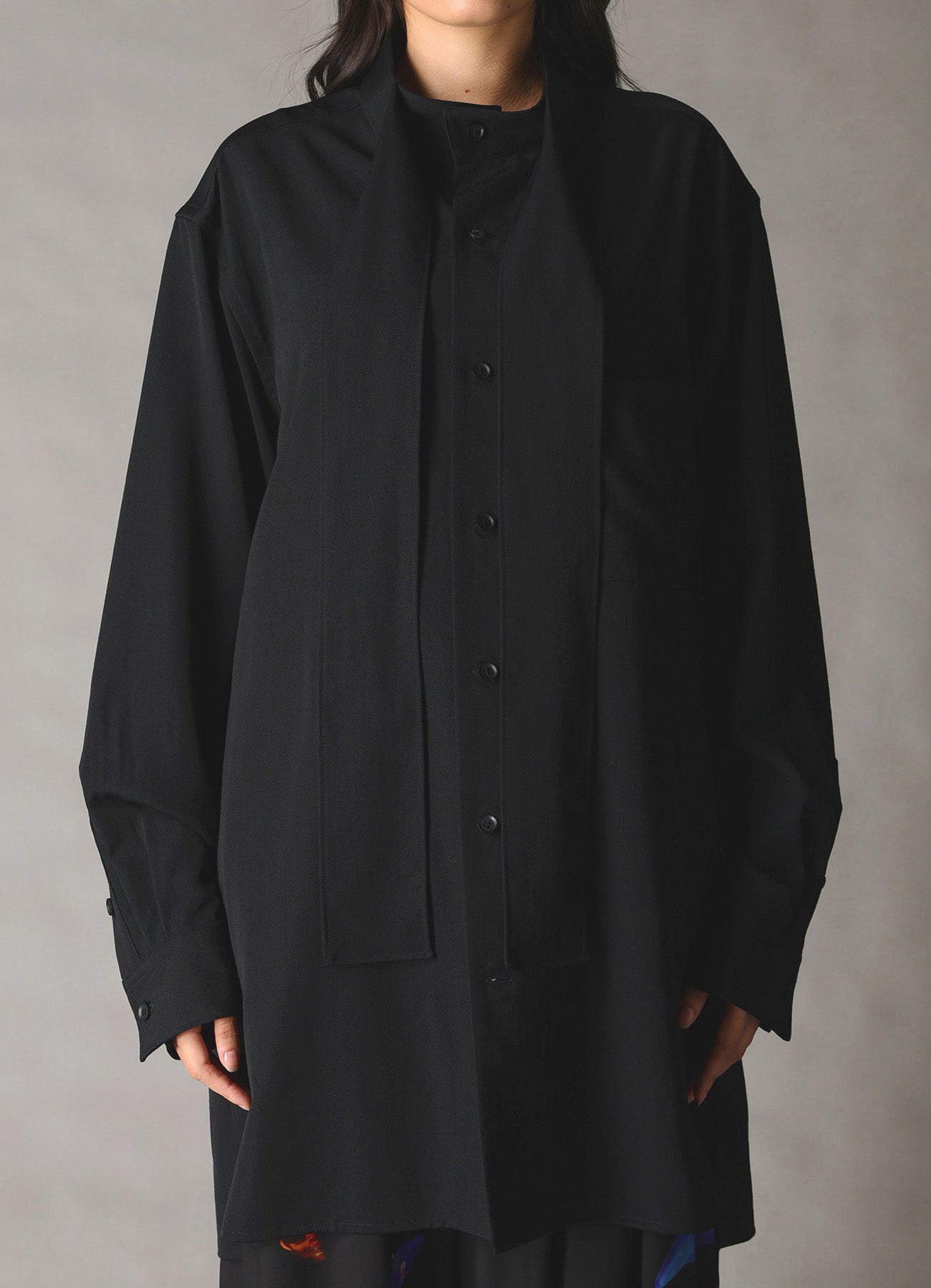 WOOL GABARDINE BOW COLLAR SHIRT