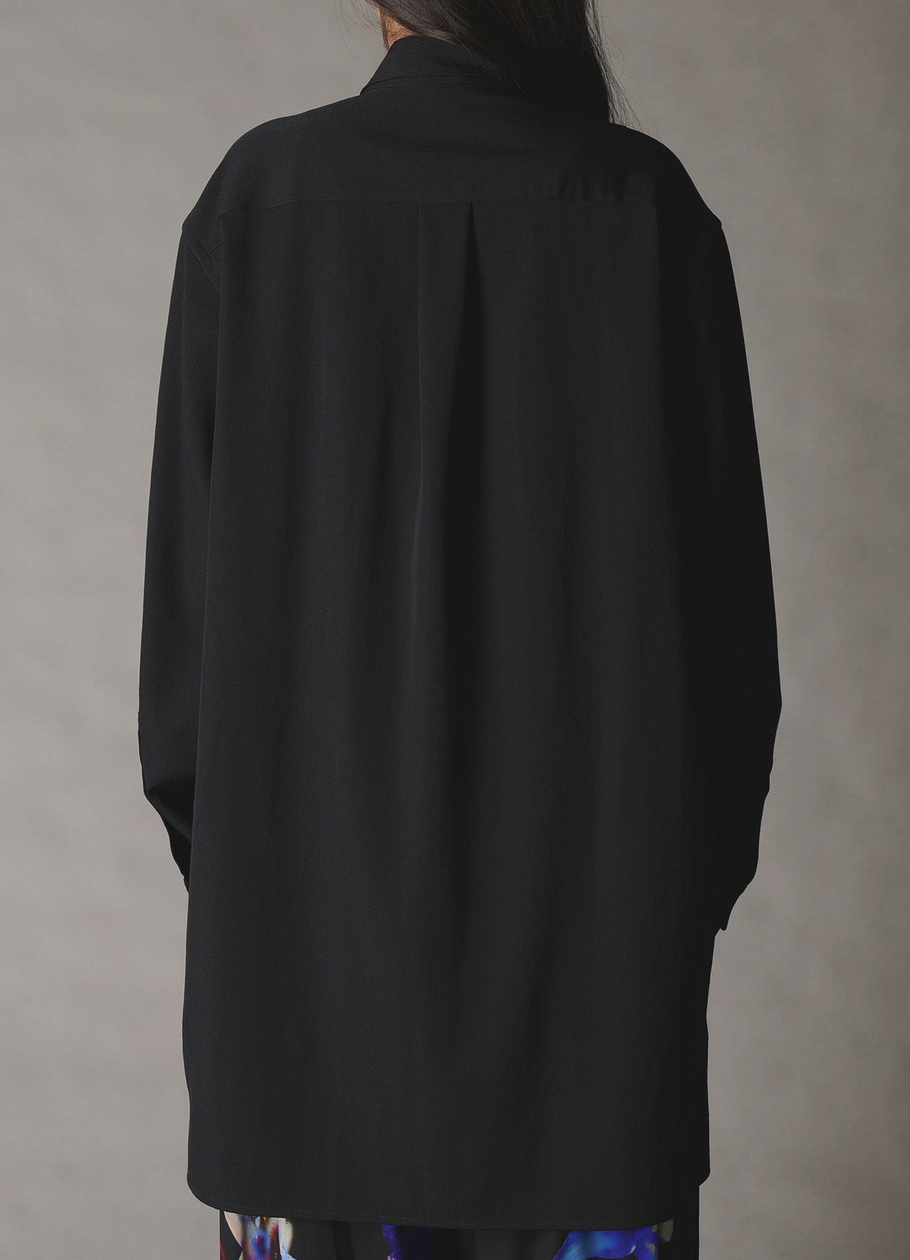 WOOL GABARDINE BOW COLLAR SHIRT