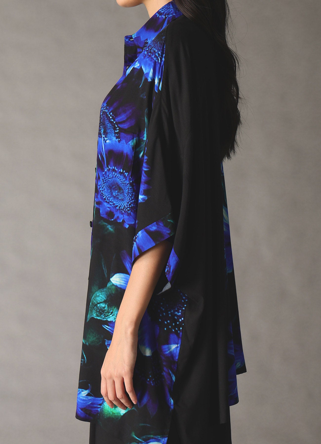 BLUE FLOWER PRINT FRONT DOLMAN BIG SHIRT