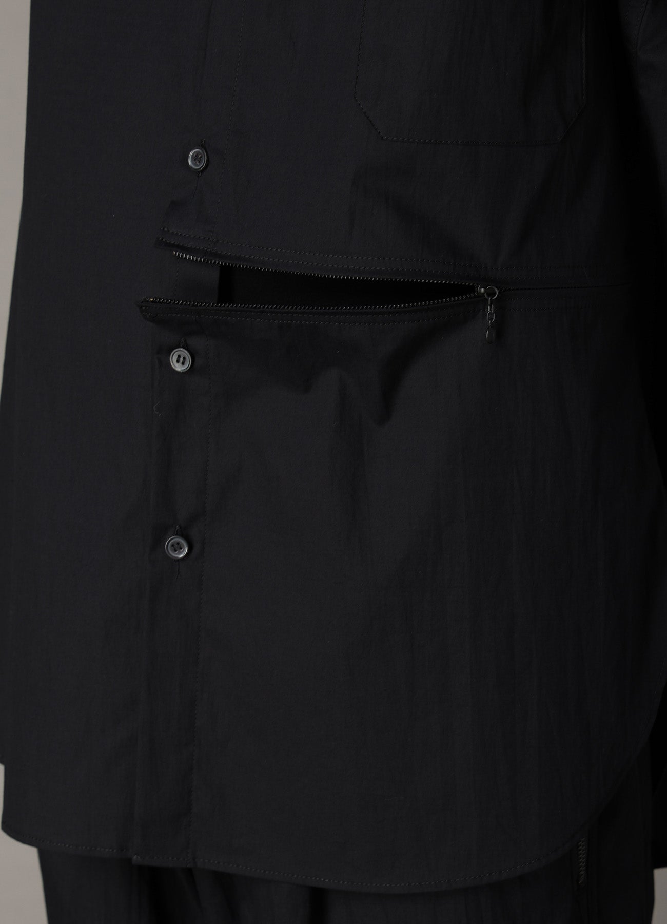 DOUBLE COLLAR BROAD SHIRT WITH ZIPPER SWITCH