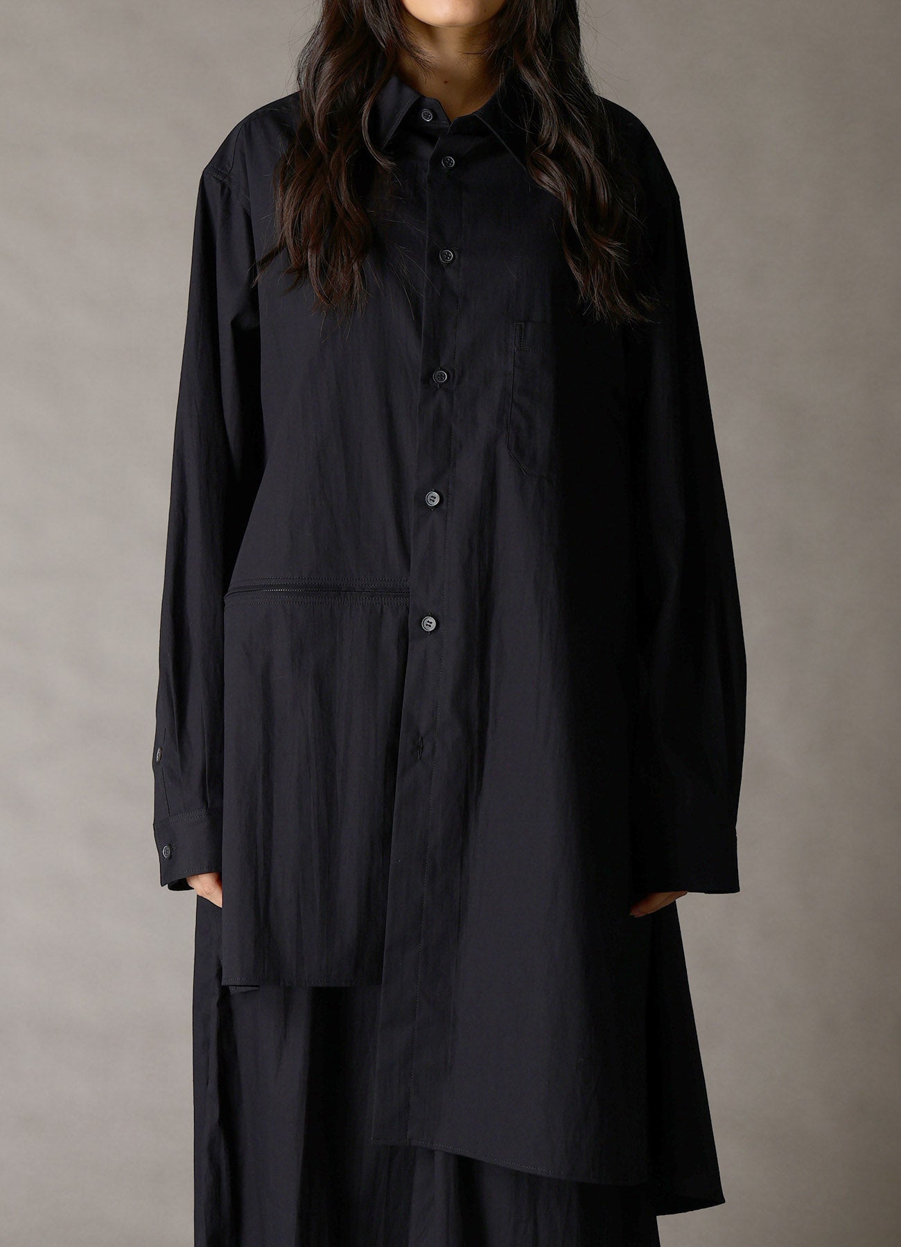 LEFT DRAPE BROAD SHIRT