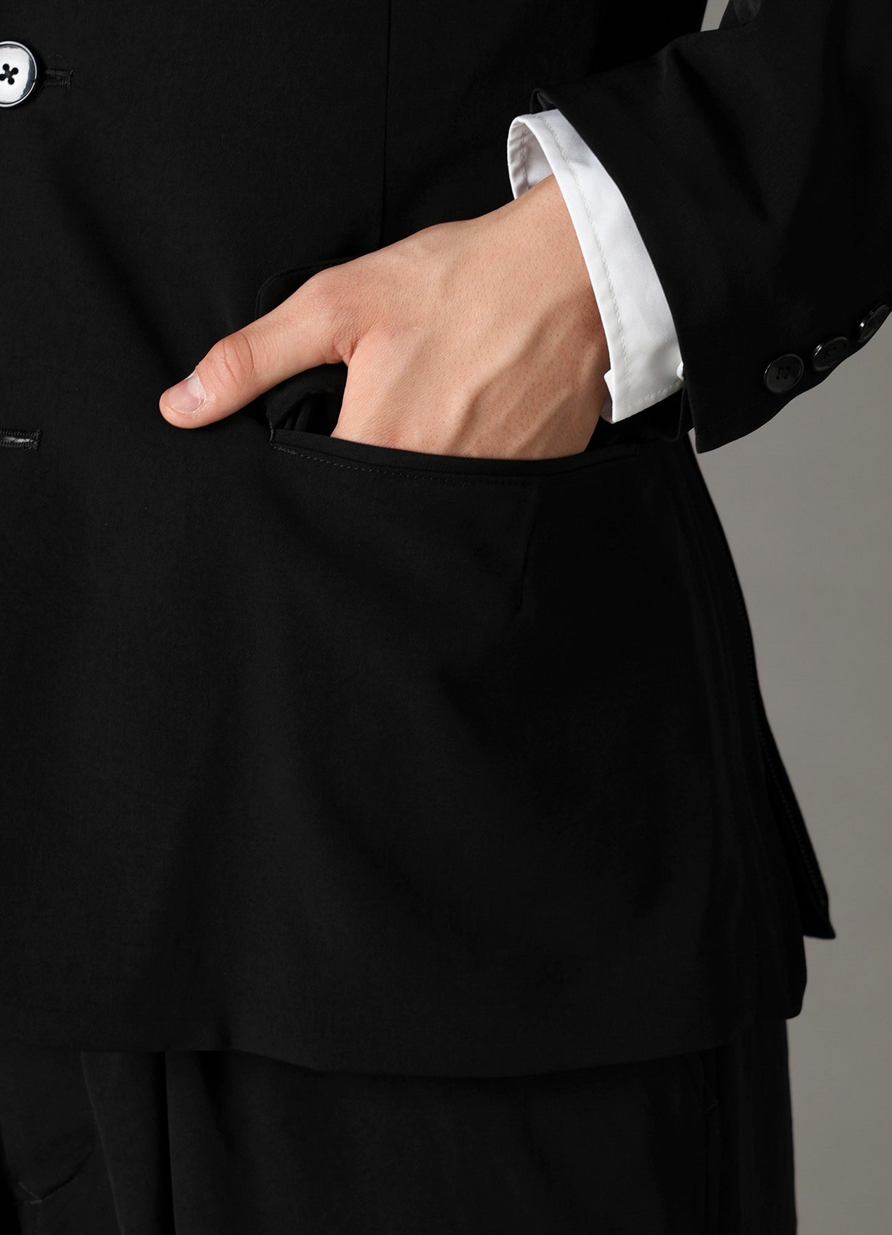 CREPE de CHINE SLIM FIT JACKET