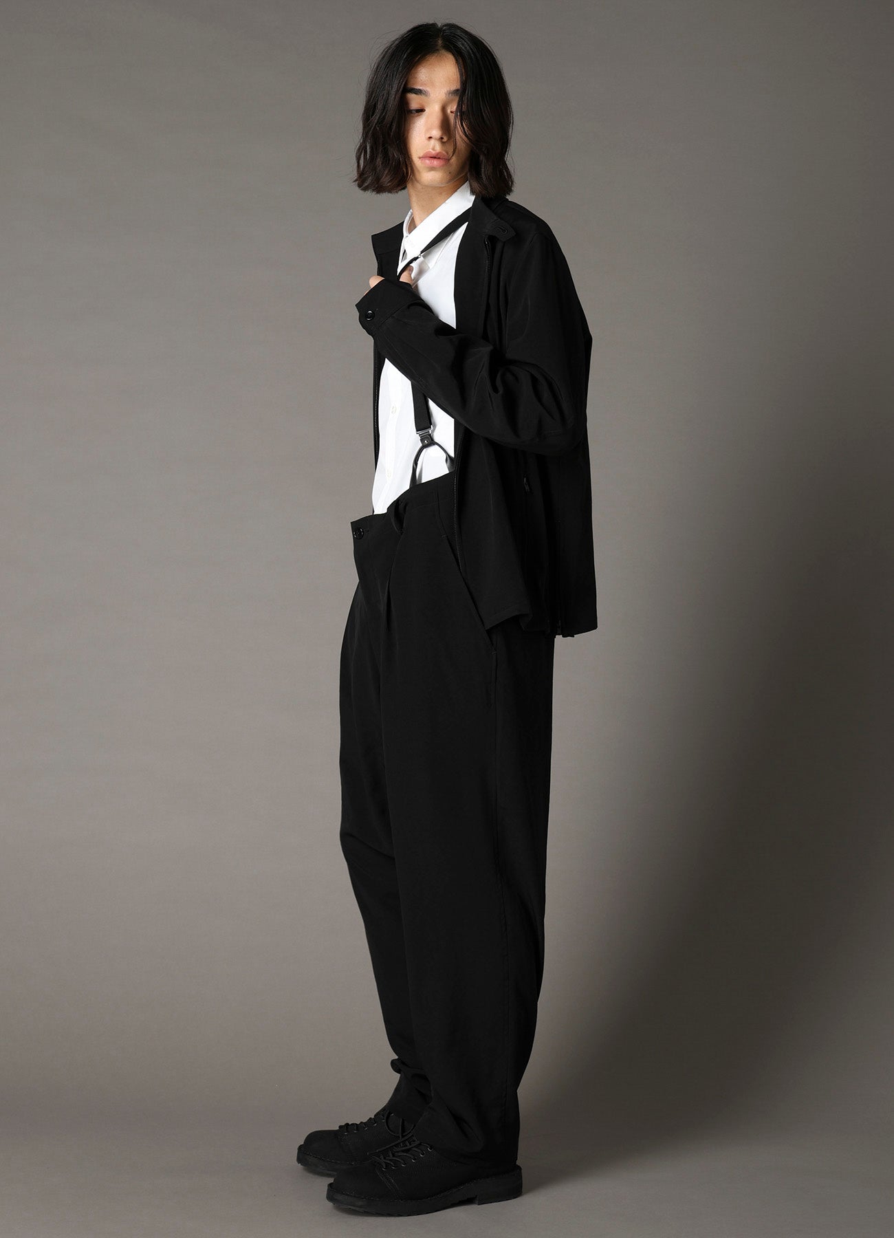 CREPE de CHINE ZIPPER SLIM FIT JACKET