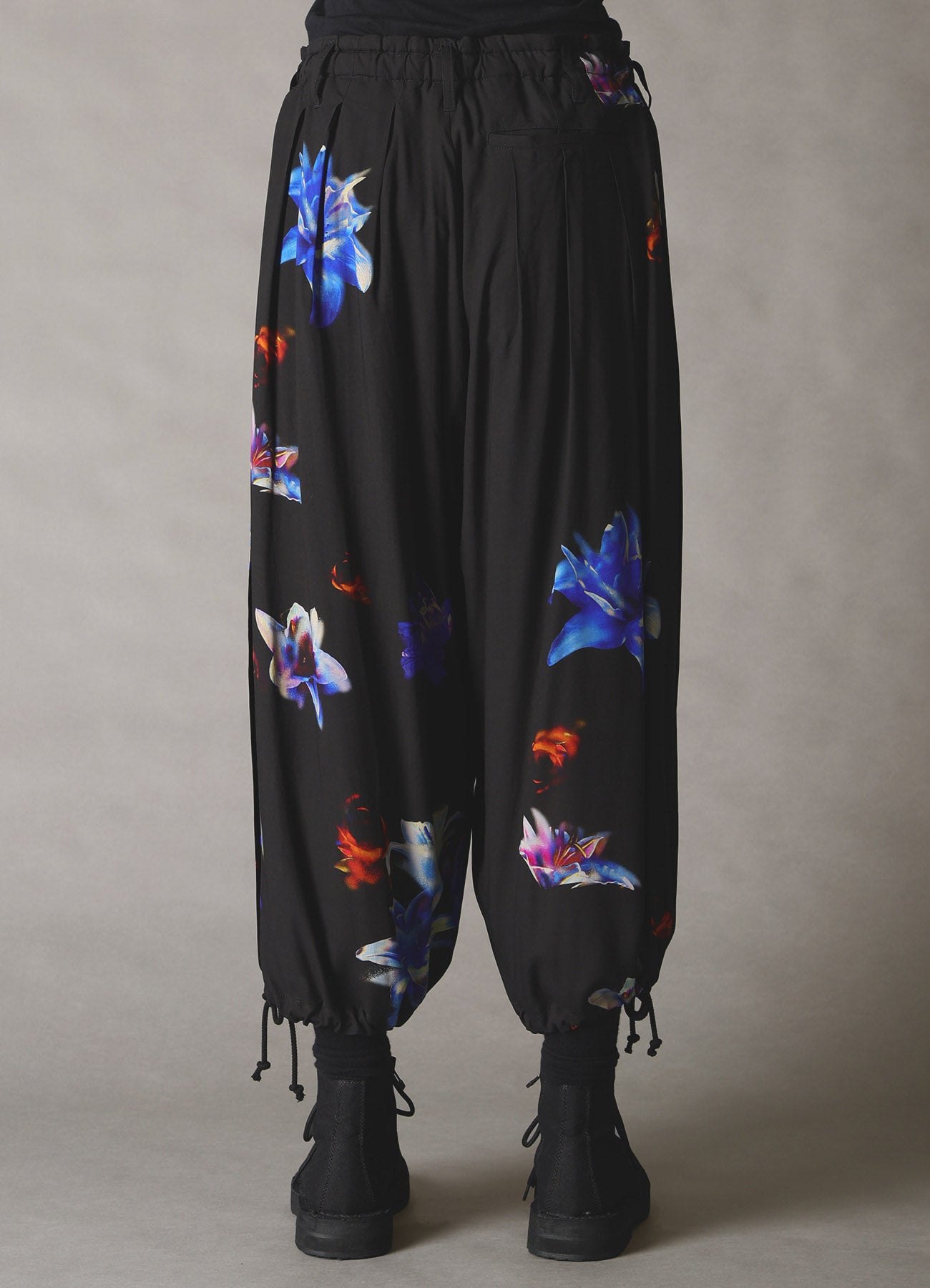 【1/16 10:00(JST) Release】LILY PATTERN BALLOON PANTS