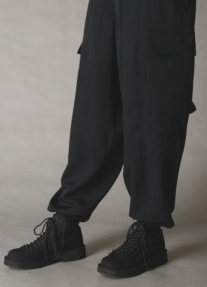 WOOL GABARDINE TAPERED CARGO PANTS