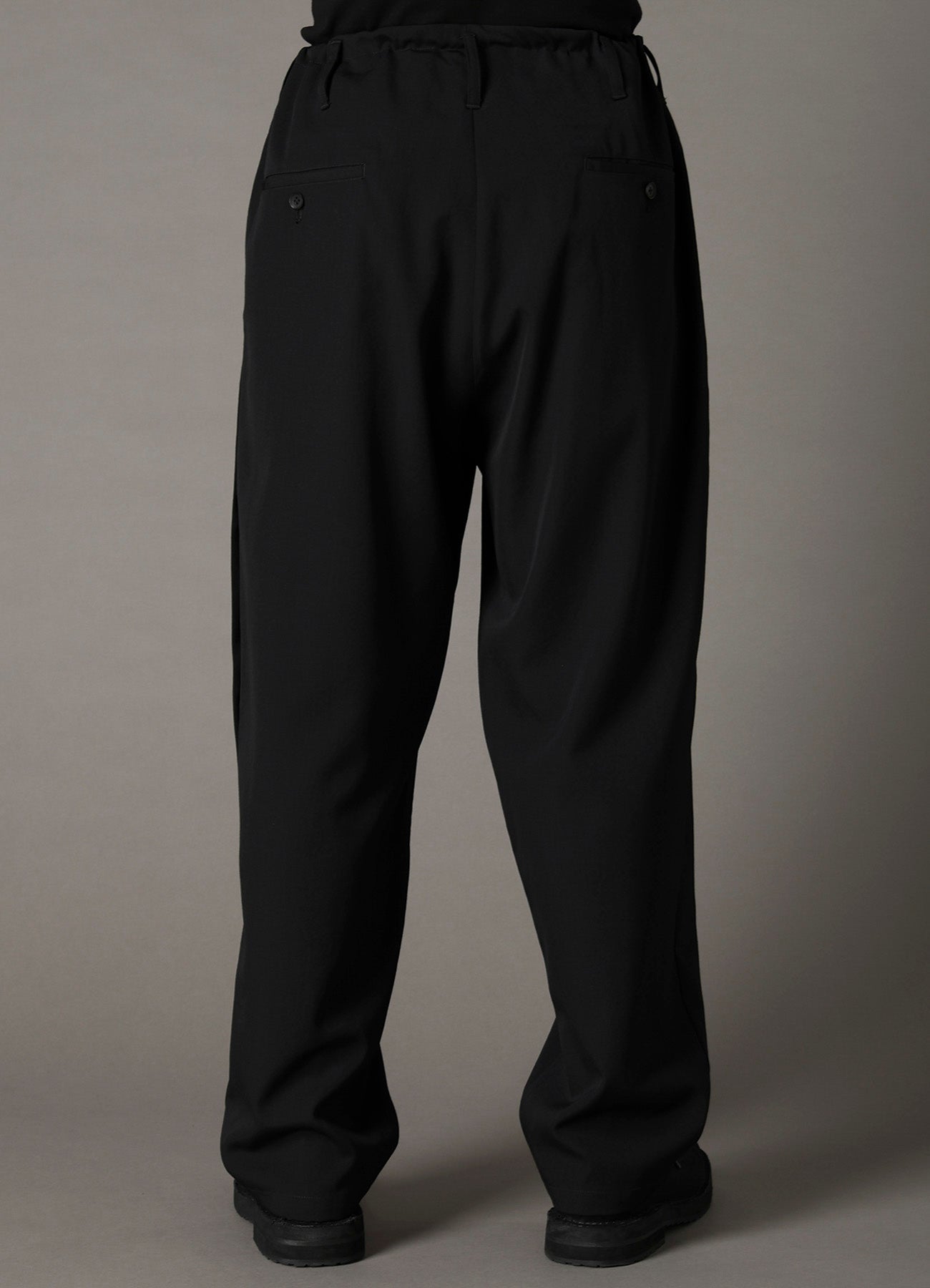 WOOL GABARDINE DRAWSTRING PANTS WITH EYELETS – THE SHOP YOHJI YAMAMOTO