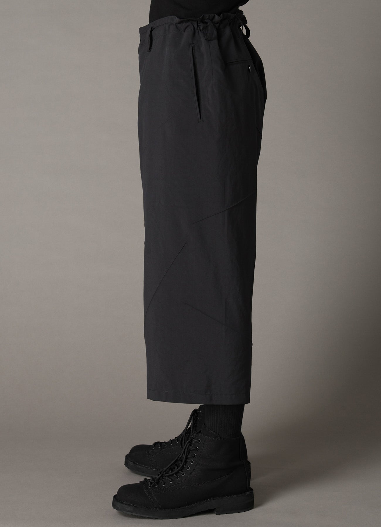 PE TAFFETA PLEATS DESIGN PANTS – THE SHOP YOHJI YAMAMOTO